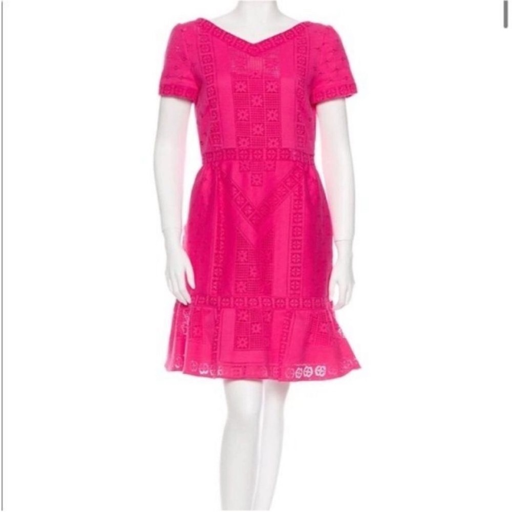 Valentino NWT Pink woman’s Voulant-Hem Guipure Dress size 10 - Picture 3 of 16
